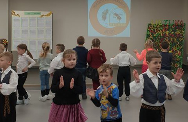 Jonavos vaikų lopšelyje-darželyje „Bitutė“ vyko rajoninis priešmokyklinio amžiaus vaikų dailaus rašto konkursas