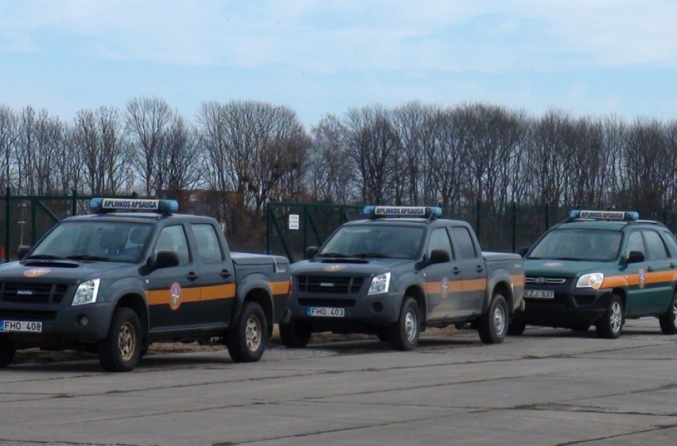 Tarnybinis transportas – tik tarnybos tikslams!
