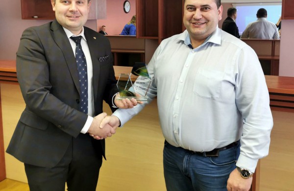 Jonavos chemikų sporto žaidynių nugalėtojais tapo AB ,,Achema“ administracijos komanda