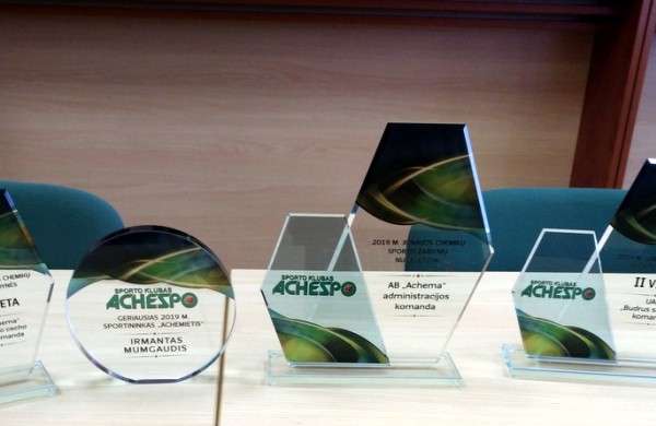 Jonavos chemikų sporto žaidynių nugalėtojais tapo AB ,,Achema“ administracijos komanda