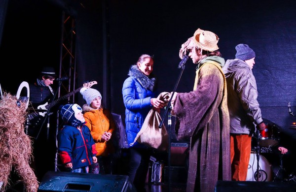 Užgavėnių balaganas Jonavoje išvaikė žiemą ir liūdesį