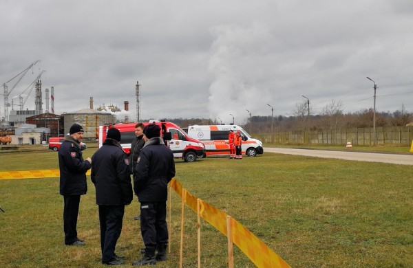 Imituota didelė nelaimė ,,Achemoje": išsiliejo amoniakas, gaudė sirenos, gelbėti nukentėjusieji 