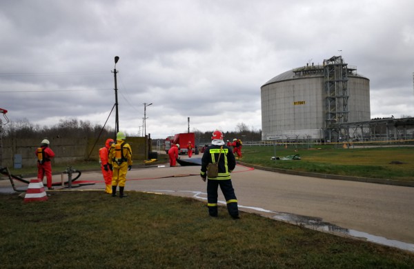 Imituota didelė nelaimė ,,Achemoje": išsiliejo amoniakas, gaudė sirenos, gelbėti nukentėjusieji 