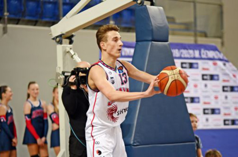 Penktąją pergalę iš eilės šventę jonaviečiai tęsia aukštesnių vietų medžioklę