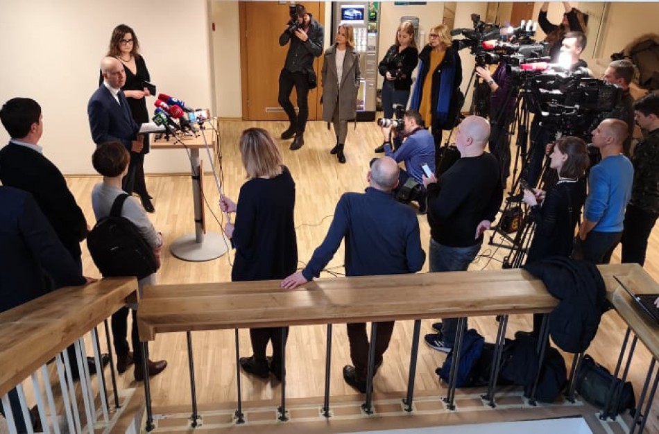 Su įmonėmis tariamasi dėl skubios dezinfekcinio skysčio gamybos