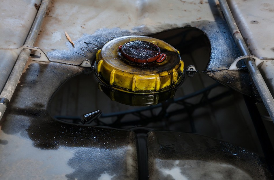 Naudotą alyvą degina neteisėtai ir teršia orą