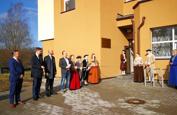 Atidarytas renovuotas Ruklos kultūros centras  