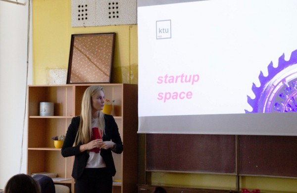 Ruoštis savarankiškam gyvenimui dar gimnazijos suole...