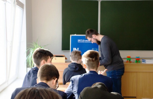 Ruoštis savarankiškam gyvenimui dar gimnazijos suole...