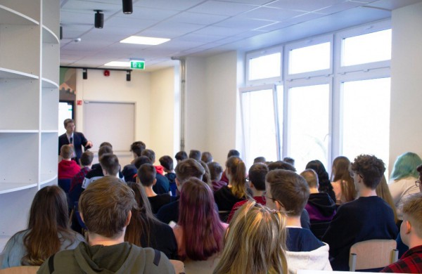 Ruoštis savarankiškam gyvenimui dar gimnazijos suole...