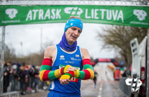 Šventiniame bėgime Jonavoje - olimpiečio pergalė ir G. Karinauskaitės staigmena