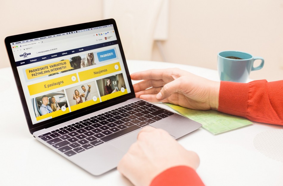 „Regitra“ klientus aptarnaus tik skaitmeniniais kanalais