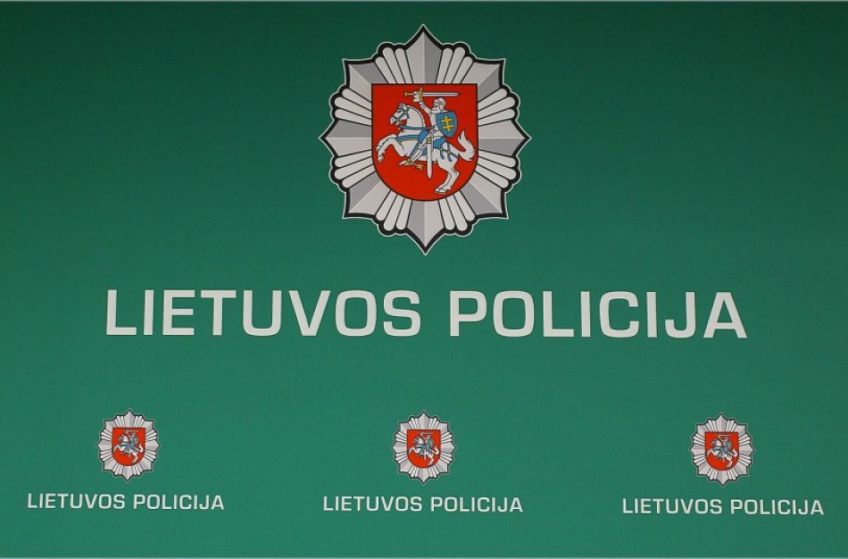 Policija įspėja gyventojus neatidarinėti durų nepažįstamiems asmenims