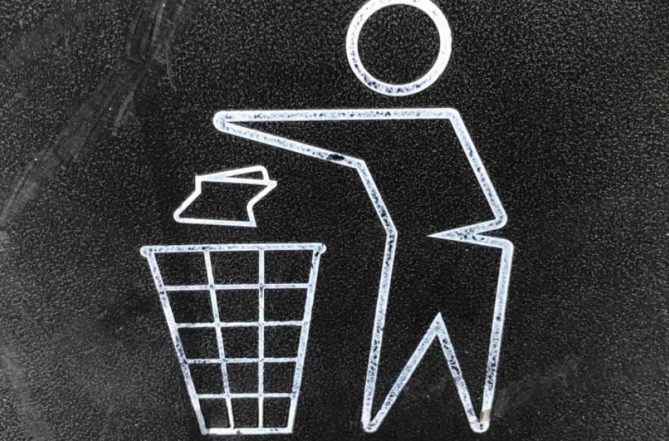 Esantiems izoliacijoje – specialios rekomendacijos dėl šiukšlių tvarkymo