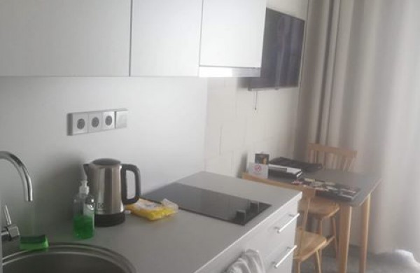 Priverstiniame karantine esantys iš užsienio parvykę jonaviečiai: „Nuotaikos įvairios, bet žmonės pikti“