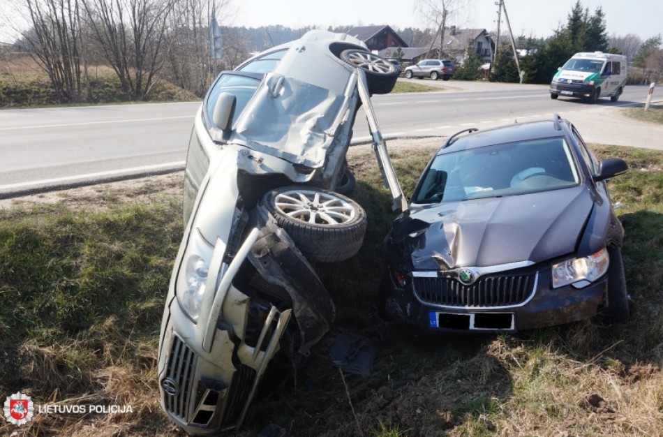 Per savaitgalį neišvengta eismo įvykių
