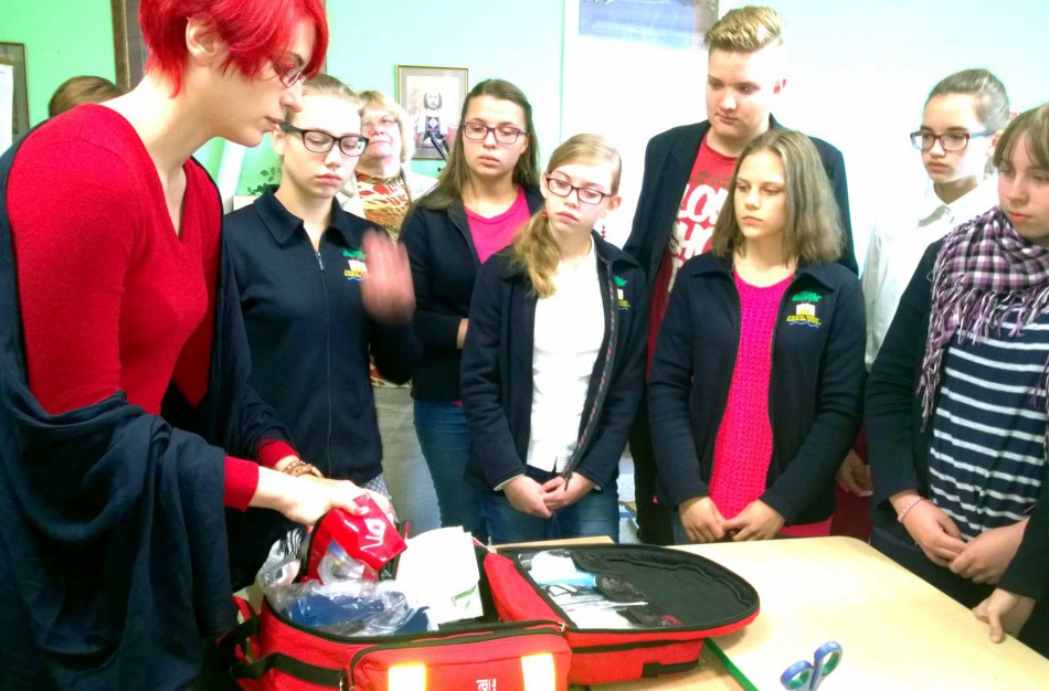 Vokietijos Maltos ordino pagalbos tarnybos atstovai lankėsi Neries pagrindinėje mokykloje