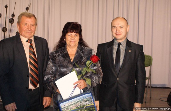 Ilgiausiai Jonavos rajono savivaldoje dirbantys specialistai – nuo 10 iki 35 metų