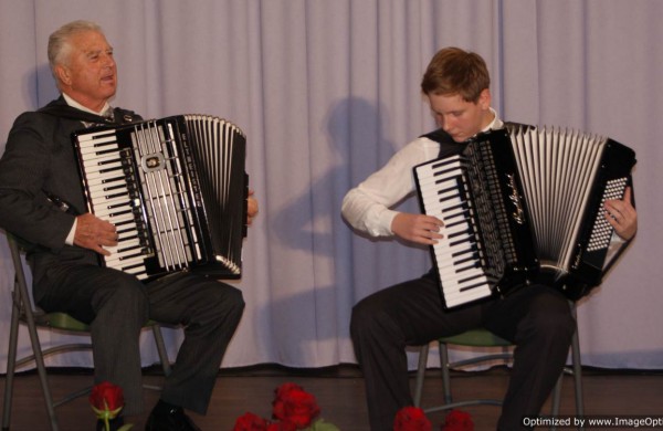 Ilgiausiai Jonavos rajono savivaldoje dirbantys specialistai – nuo 10 iki 35 metų