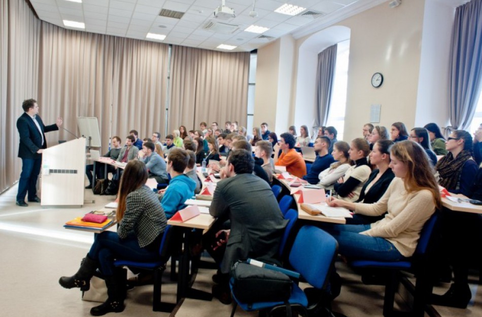 Dėl karantino koreguojamos studijų paskolų sutarčių pasirašymo sąlygos