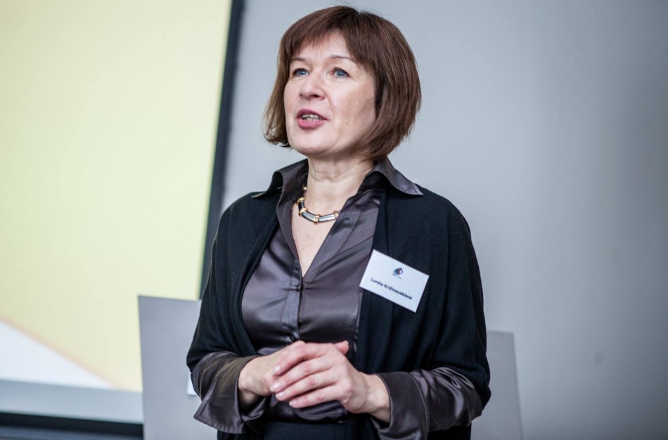 Karantinas parodė, kad internetinės paslaugos vyresniems žmonėms – vis dar iššūkis