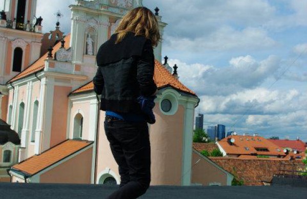 Nuotolinio mokymo pamokos: mokosi ir vaikai, ir mokytojai