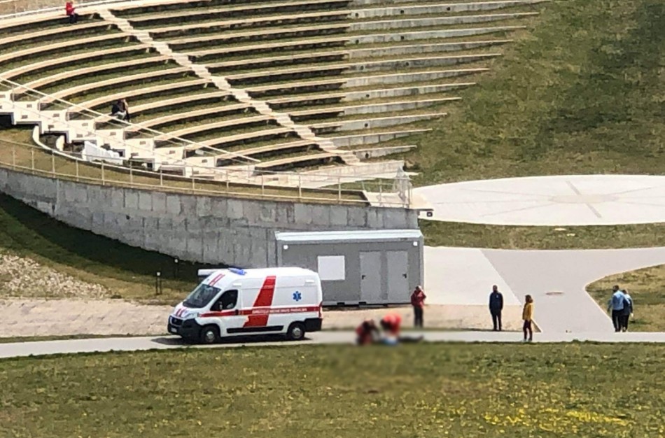 Joninių slėnyje - nelaimė: medikai vyriškiui padėti nebegalėjo 