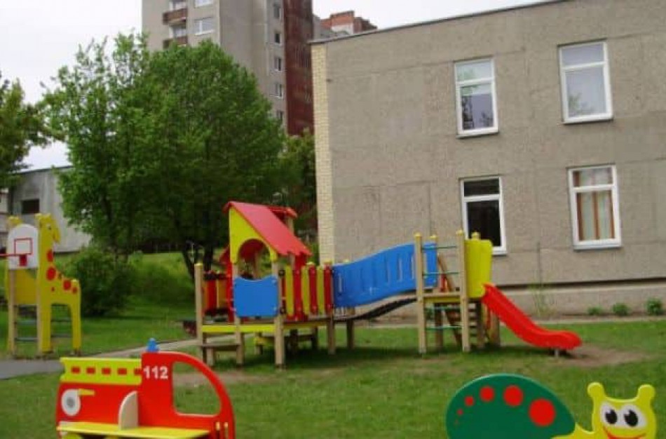 Informacija dėl ikimokyklinio ir priešmokyklinio amžiaus vaikų priežiūros paslaugų organizavimo karantino metu 