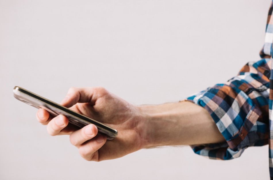 Karštoji koronos linija 1808 dirbs trumpiau