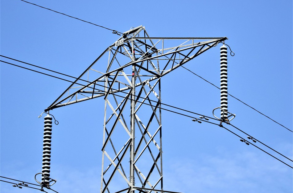 Ką turi žinoti vartotojas, jei ženkliai išaugo prijungimo prie elektros tinklo įmoka?