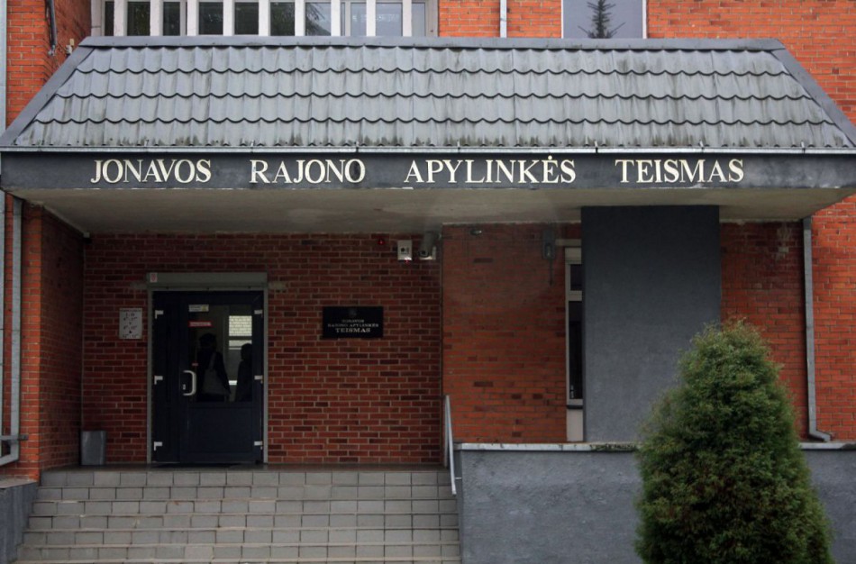 Nuteista daugiabučių namų pirmininkė, aplaidžiai tvarkusi buhalterinę apskaitą