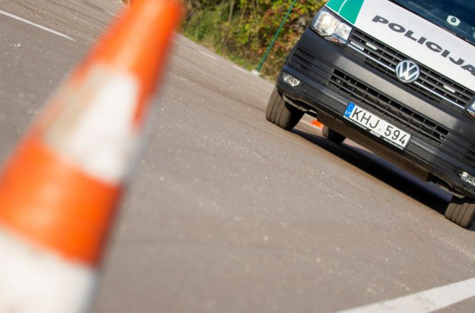 Ilgąjį savaitgalį dirbo 30 proc. daugiau pareigūnų nei įprastu režimu