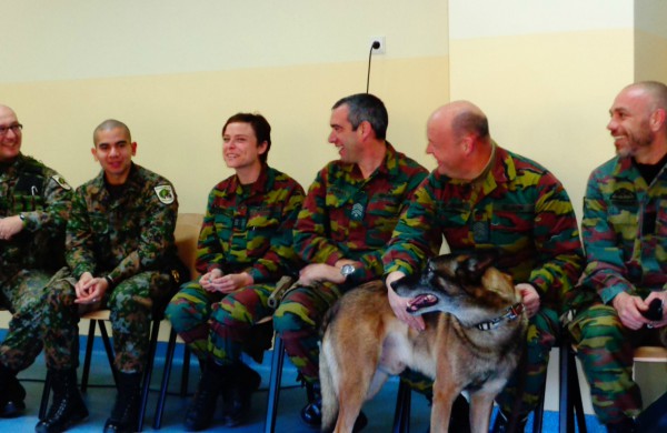 Belgijos ir Liuksemburgo karių Ruklos vaikai paprašė sudainuoti himną