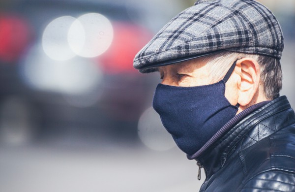 Pro fotoaparato objektyvą „Kaukėti“