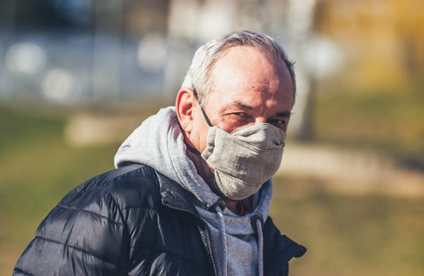 Pro fotoaparato objektyvą „Kaukėti“