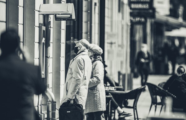 Pro fotoaparato objektyvą „Kaukėti“