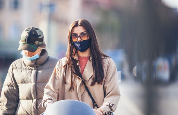 Pro fotoaparato objektyvą „Kaukėti“