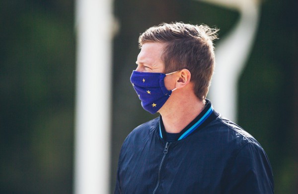 Pro fotoaparato objektyvą „Kaukėti“