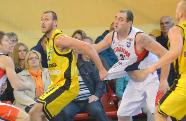 Nerezultatyvi paskutinė ataka lėmė Jonavos krepšininkų pralaimėjimą