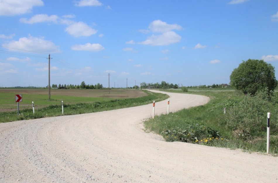 Šiais metais rajone bus asfaltuojami 6 žvyrkeliai