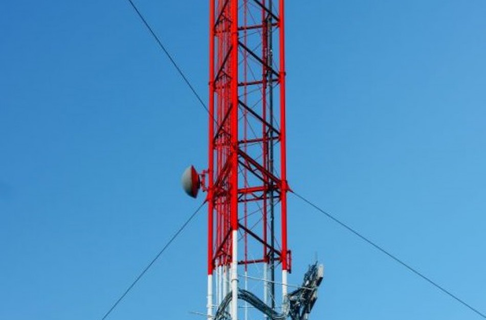 PolicyTracker: Prancūzijos atliktame tyrime prieita prie išvados, kad 5G elektromagnetinis laukas yra tarsi Paryžiaus padavėjas