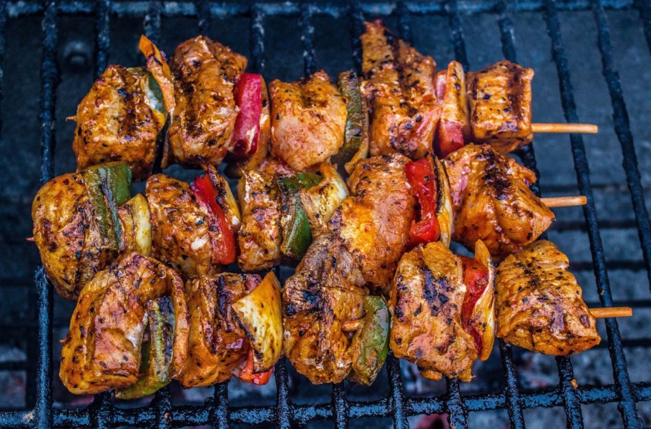 Pasaulio virtuvė: 5 egzotiški mėsos marinavimo receptai 