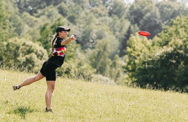 Po Lietuvos diskgolfo taurės antrojo etapo kova tarp lyderių dar labiau įkaito