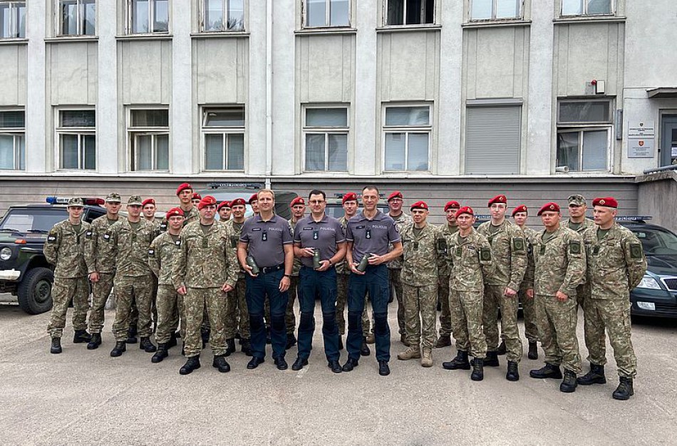 Už bendradarbiavimą pagerbti Kolegos