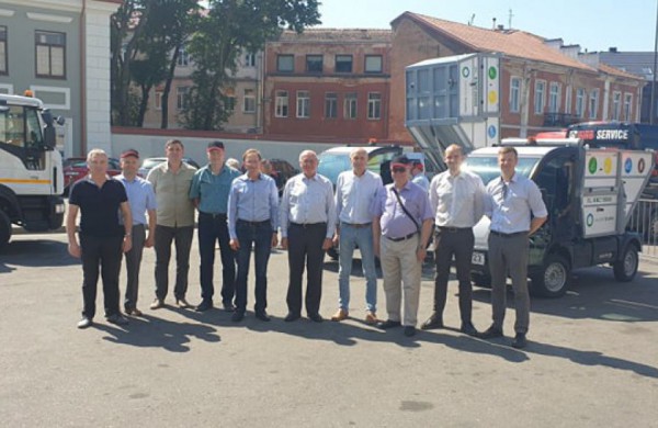  SKIA nariai domėjosi UAB „Kauno švara“ įsigyta modernia komunaline technika