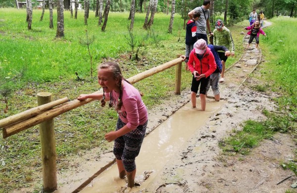 Vaikų vasaros poilsio stovykla „Įgūdžių žiedas“