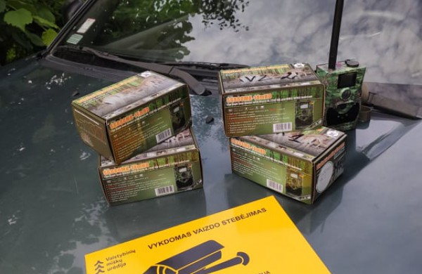 Miškininkai surinko rekordinį išmestų padangų kiekį - vien tik Šveicarijos seniūnijoje surinkta 10 tonų