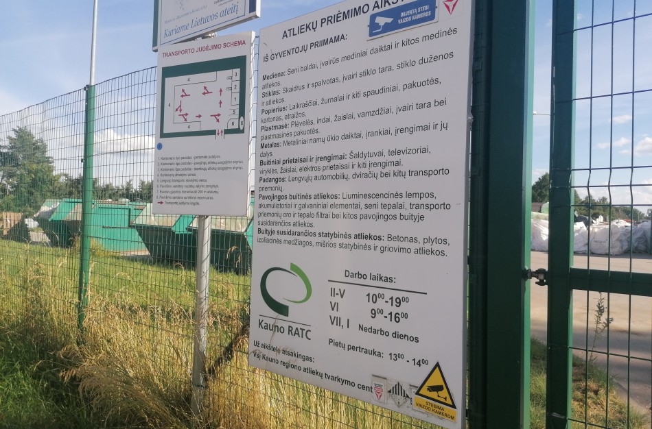 Jonavietė: Norint priduoti stambias atliekas į aikštelę, reikia imti laisvą dieną darbovietėje?