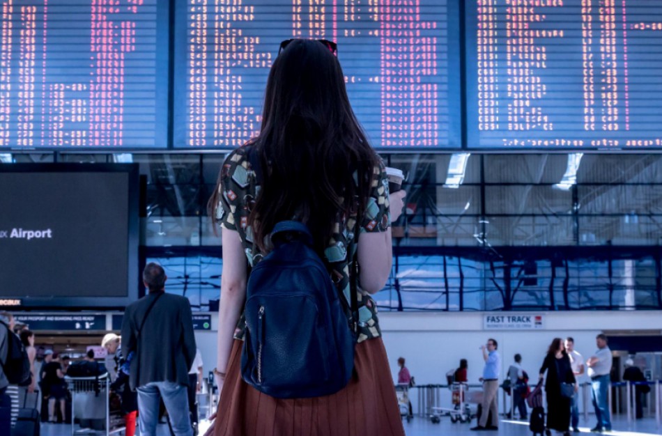 Raginama nedelsti atsiskaityti už pandemijos sustabdytas keliones