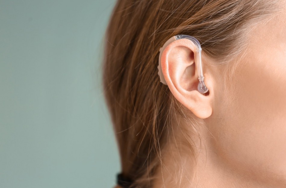 Pacientų dėmesiui: pradeda kompensuoti modernesnius klausos aparatus